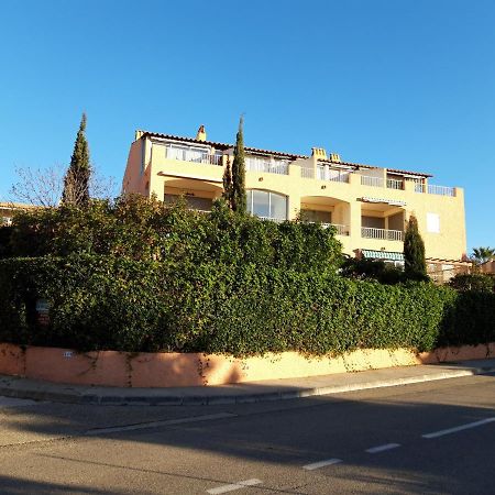 T2, Jardin, Veranda Chambre, Climatisation, Parking Privatif, Proche A Pied Centre, Plage, Gare, Pour 3 Adultes Ou 2 Adultes Avec 2 Enfants Bandol Exterior photo